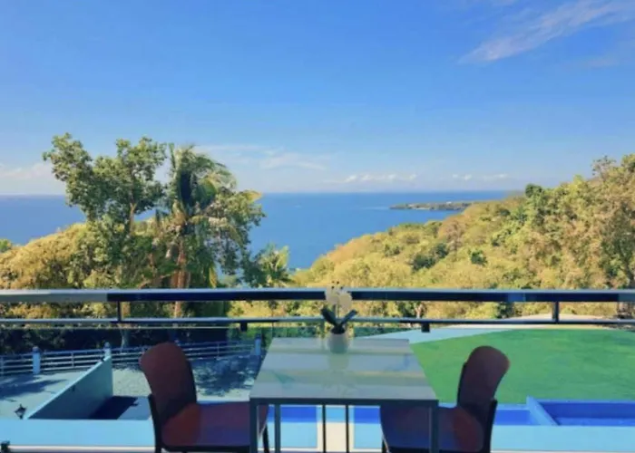 De Cairo's Mountain & Ocean View Ośrodek wypoczynkowy *